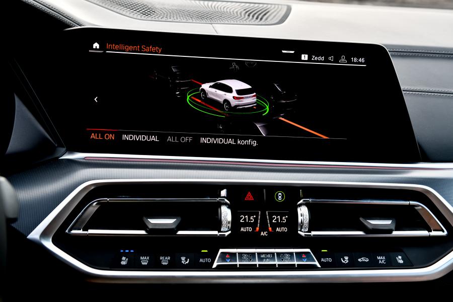 Детали интерьера BMW X5 xDrive30d (G05) 2018 года  (WW) (фото 105 из 146)